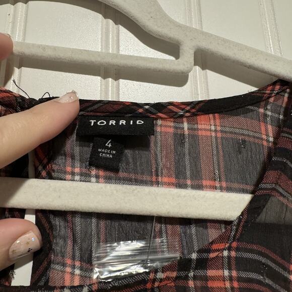 Torrid Plaid Chiffon Ruched Sleeve Blouse NEW Plus Size 4X - Picture 5 of 8